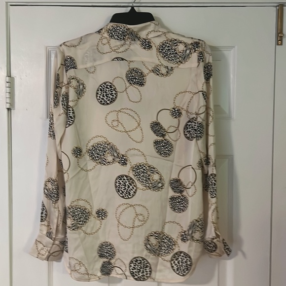 Bbdakota nwt women’s top size small color beige and nice print - Picture 4 of 5